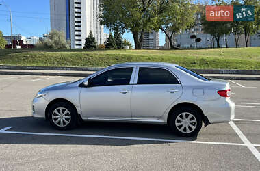 Седан Toyota Corolla 2011 в Киеве
