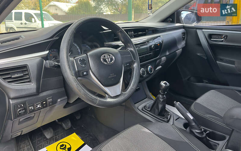 Седан Toyota Corolla 2013 в Коломые фото 8 Седан Toyota Corolla 2013 в Коломые