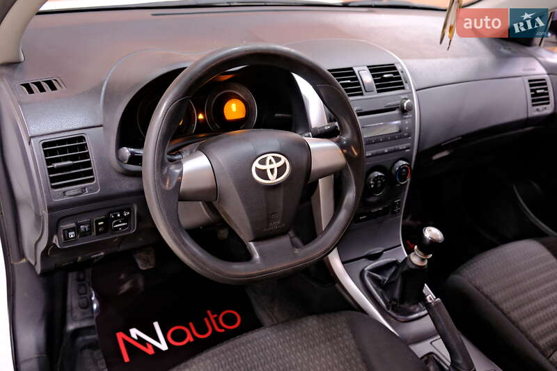 Седан Toyota Corolla 2011 в Одессе фото 27 Седан Toyota Corolla 2011 в Одессе