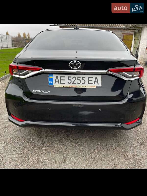 Седан Toyota Corolla 2019 в Новомосковську