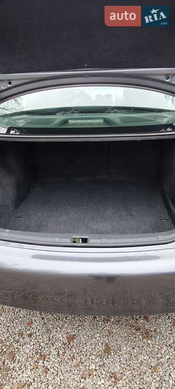 Седан Toyota Corolla 2008 в Киеве