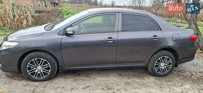 Седан Toyota Corolla 2012 в Нежине