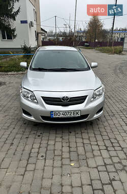 Седан Toyota Corolla 2008 в Тернополе