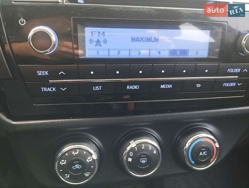 Седан Toyota Corolla 2013 в Львові фото 15 Седан Toyota Corolla 2013 в Львові