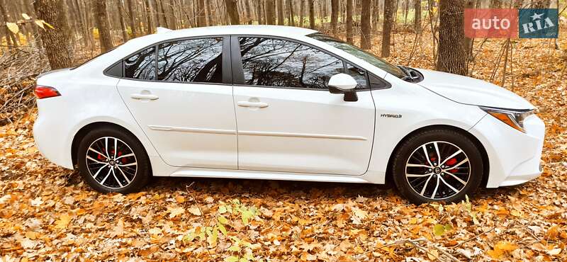 Седан Toyota Corolla 2021 в Вінниці