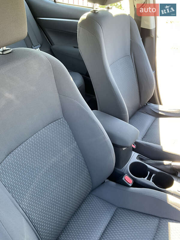 Седан Toyota Corolla 2017 в Одесі фото 29 Седан Toyota Corolla 2017 в Одесі