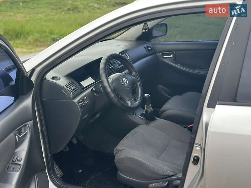 Седан Toyota Corolla 2003 в Одессе