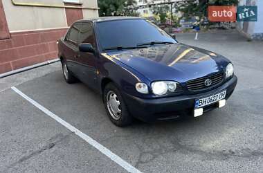 Седан Toyota Corolla 2000 в Одессе