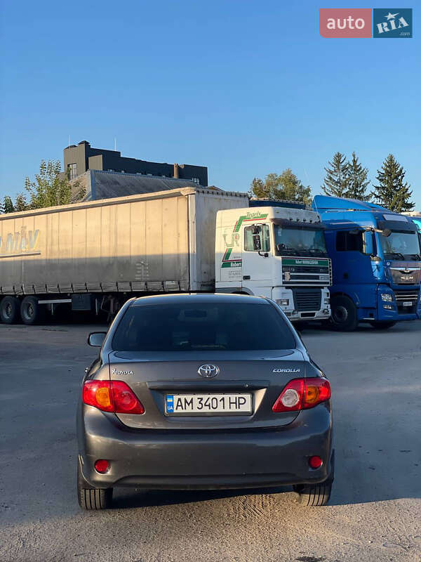 Седан Toyota Corolla 2008 в Києві