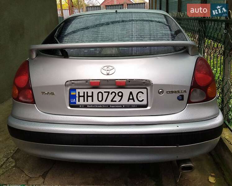 Хетчбек Toyota Corolla 1997 в Роздільній