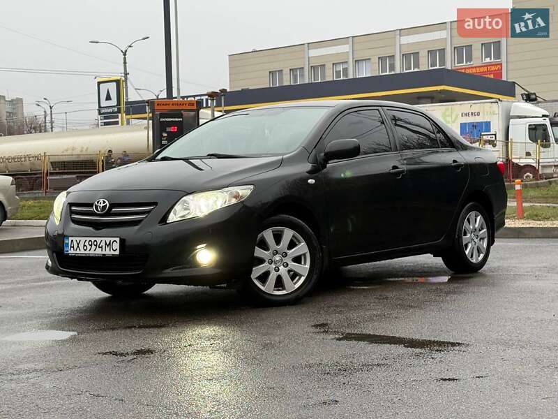 Седан Toyota Corolla 2008 в Харькове
