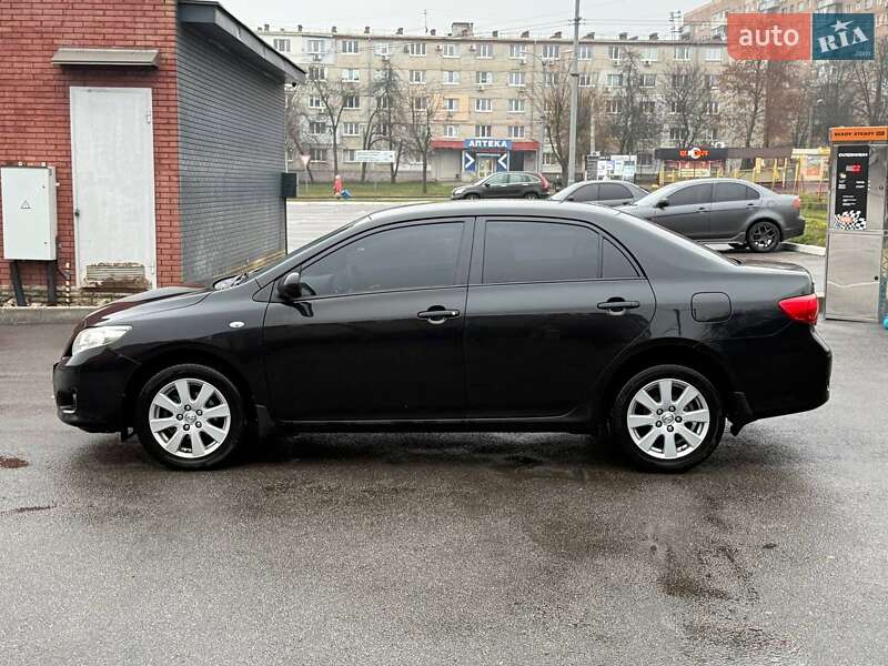 Седан Toyota Corolla 2008 в Харькове