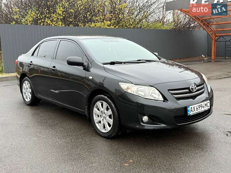 Седан Toyota Corolla 2008 в Харькове