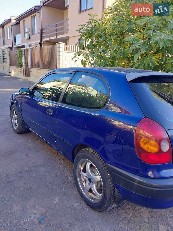 Хетчбек Toyota Corolla 1997 в Одесі фото 5 Хетчбек Toyota Corolla 1997 в Одесі