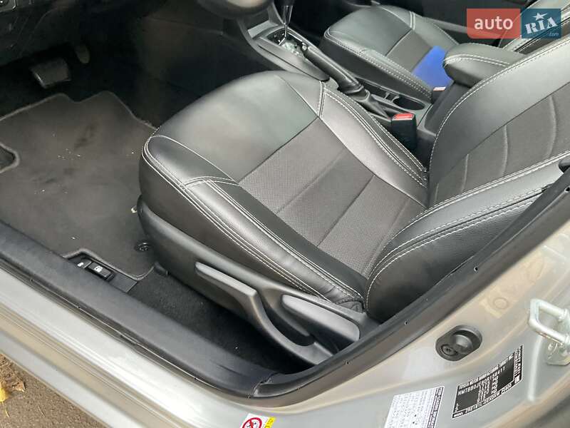 Седан Toyota Corolla 2016 в Києві фото 22 Седан Toyota Corolla 2016 в Києві