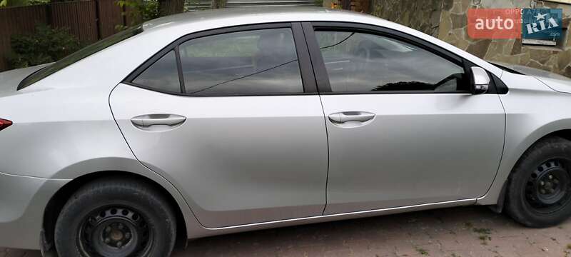 Седан Toyota Corolla 2013 в Хмельницком фото 4 Седан Toyota Corolla 2013 в Хмельницком