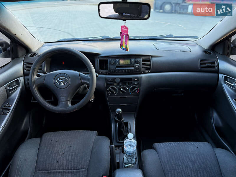 Універсал Toyota Corolla 2004 в Чернівцях фото 20 Універсал Toyota Corolla 2004 в Чернівцях