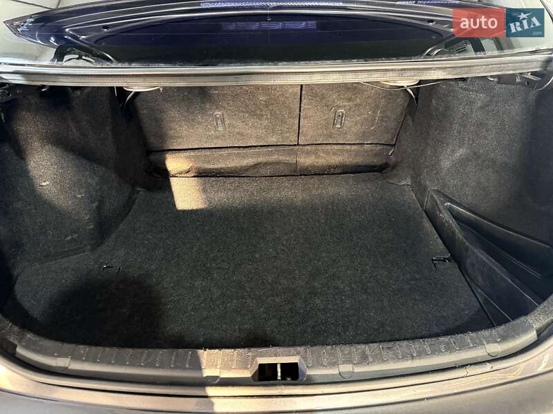 Седан Toyota Corolla 2008 в Киеве