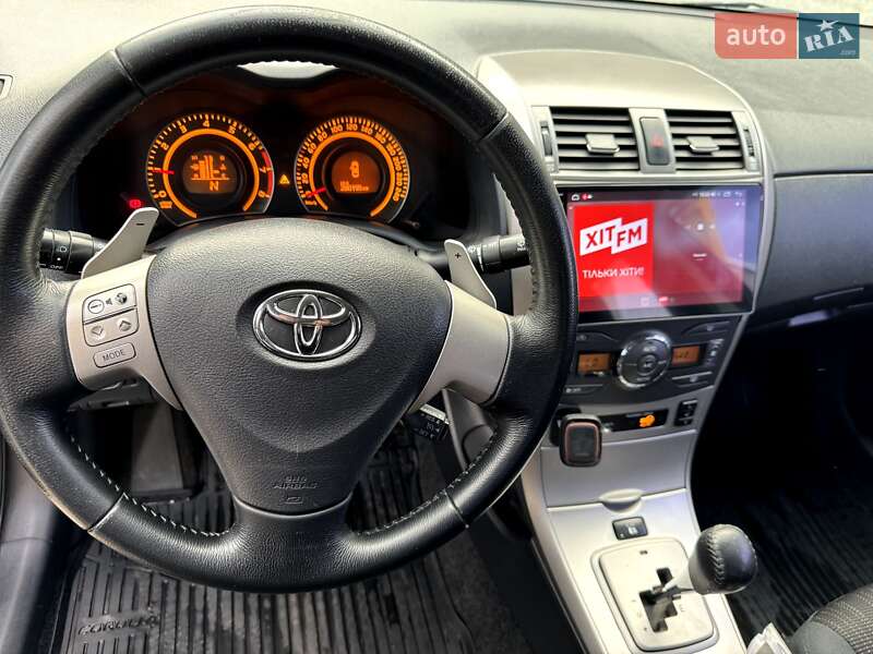 Седан Toyota Corolla 2008 в Киеве