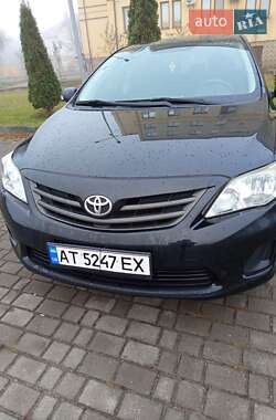 Седан Toyota Corolla 2011 в Коломые