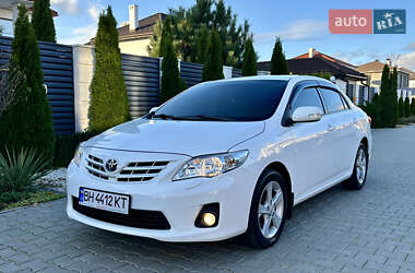 Седан Toyota Corolla 2012 в Одесі
