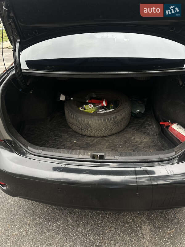 Седан Toyota Corolla 2008 в Лебедине