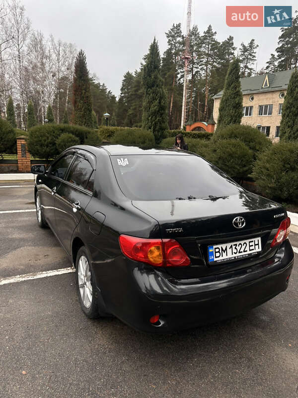 Седан Toyota Corolla 2008 в Лебедине