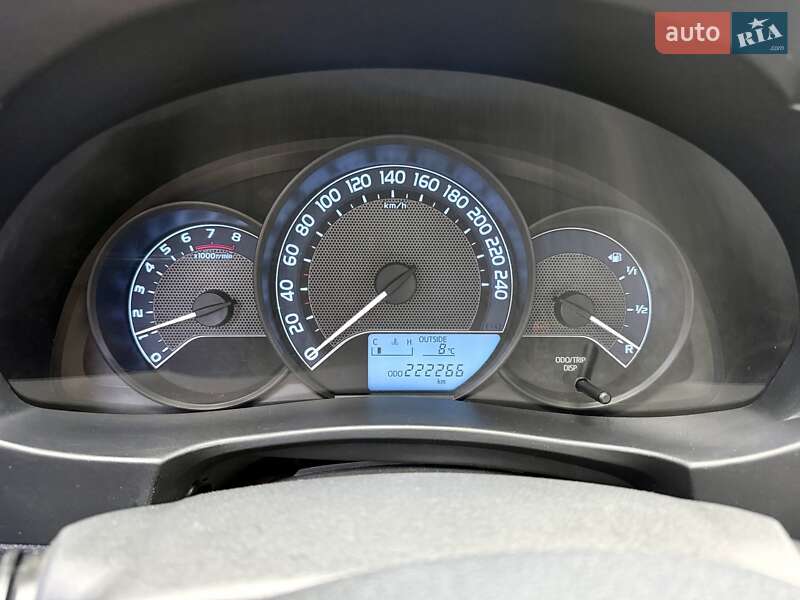 Седан Toyota Corolla 2014 в Харькове фото 13 Седан Toyota Corolla 2014 в Харькове