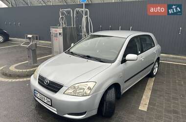 Хэтчбек Toyota Corolla 2004 в Самборе