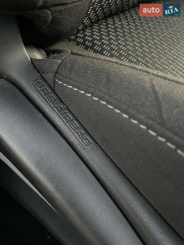 Седан Toyota Corolla 2014 в Києві