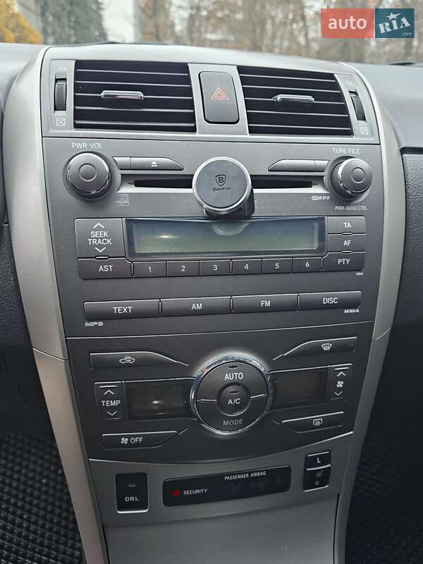 Седан Toyota Corolla 2006 в Киеве фото 24 Седан Toyota Corolla 2006 в Киеве