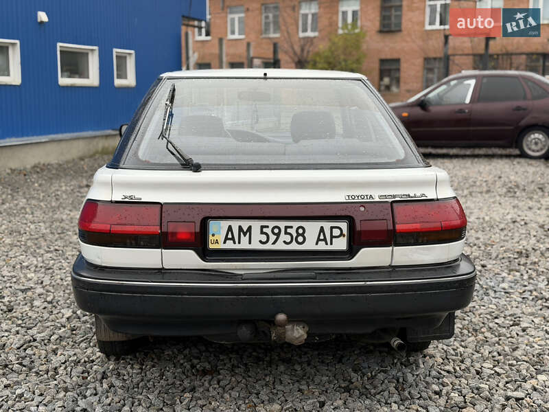 Хэтчбек Toyota Corolla 1988 в Бердичеве фото 8 Хэтчбек Toyota Corolla 1988 в Бердичеве