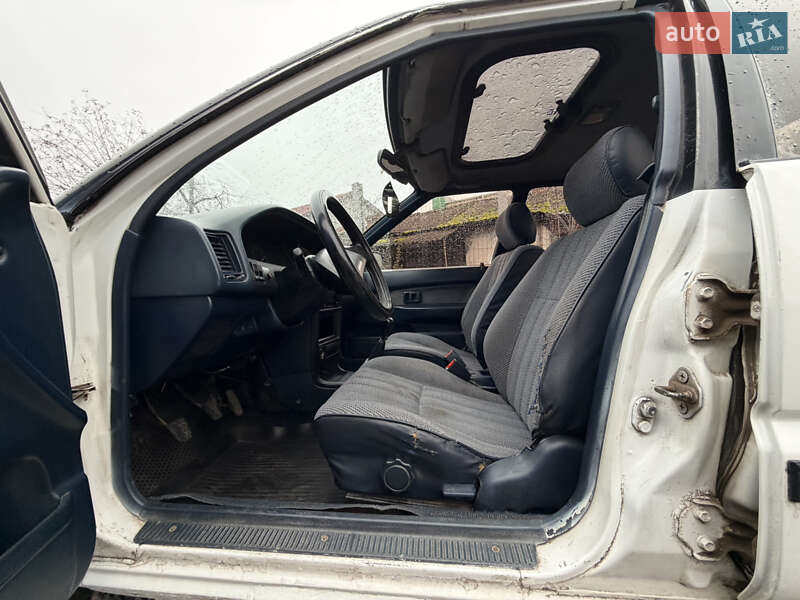 Хэтчбек Toyota Corolla 1988 в Бердичеве фото 11 Хэтчбек Toyota Corolla 1988 в Бердичеве