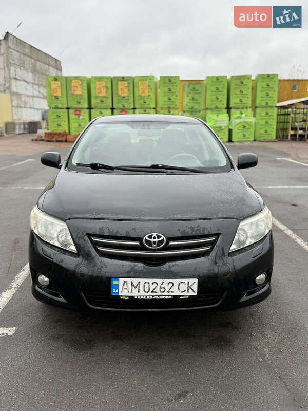 Седан Toyota Corolla 2008 в Житомире