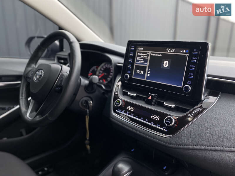 Седан Toyota Corolla 2019 в Соленом