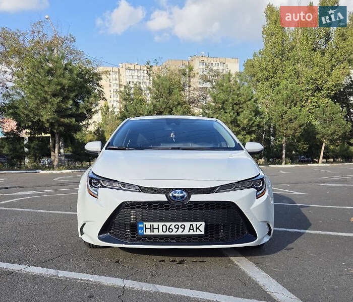 Седан Toyota Corolla 2022 в Одессе