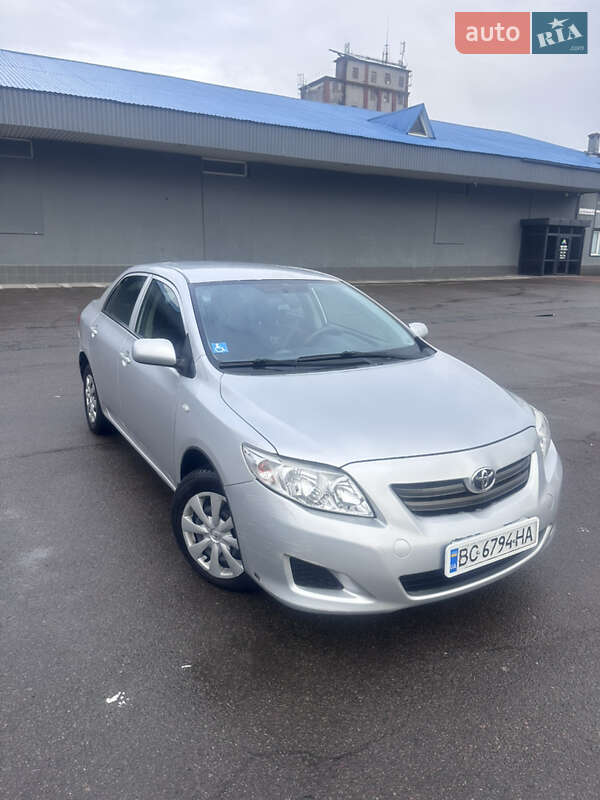 Седан Toyota Corolla 2009 в Львові фото 2 Седан Toyota Corolla 2009 в Львові