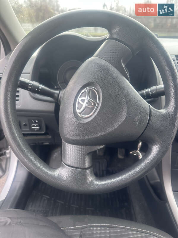 Седан Toyota Corolla 2009 в Львові фото 11 Седан Toyota Corolla 2009 в Львові