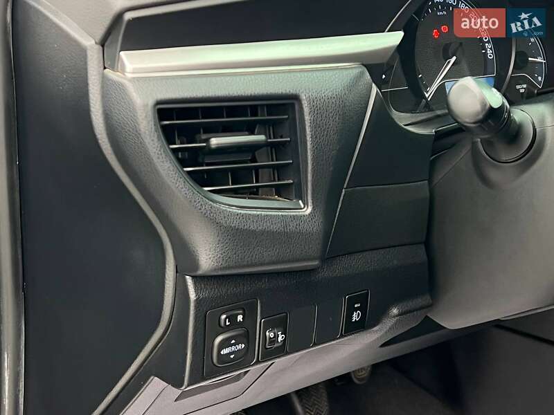 Седан Toyota Corolla 2014 в Одессе фото 10 Седан Toyota Corolla 2014 в Одессе