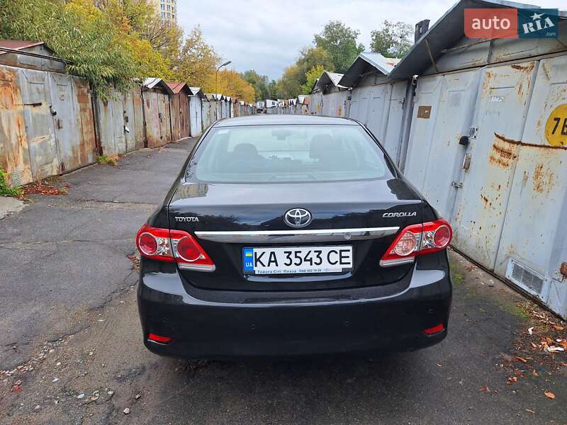 Седан Toyota Corolla 2012 в Киеве фото 3 Седан Toyota Corolla 2012 в Киеве