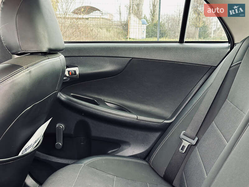 Седан Toyota Corolla 2011 в Кременчуге фото 13 Седан Toyota Corolla 2011 в Кременчуге