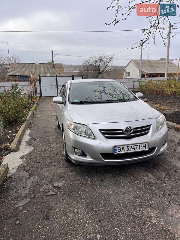 Седан Toyota Corolla 2008 в Кропивницком фото Седан Toyota Corolla 2008 в Кропивницком