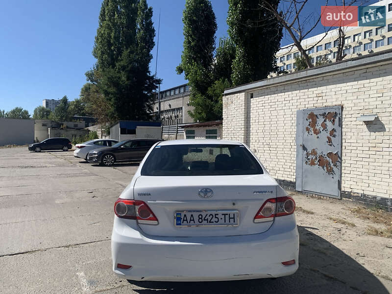 Седан Toyota Corolla 2010 в Киеве фото 9 Седан Toyota Corolla 2010 в Киеве