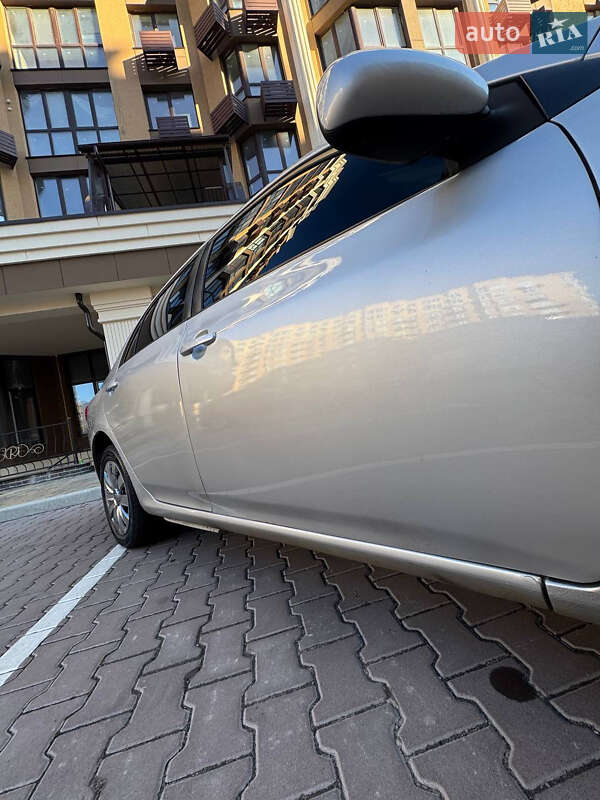 Седан Toyota Corolla 2008 в Софіївській Борщагівці фото 5 Седан Toyota Corolla 2008 в Софіївській Борщагівці