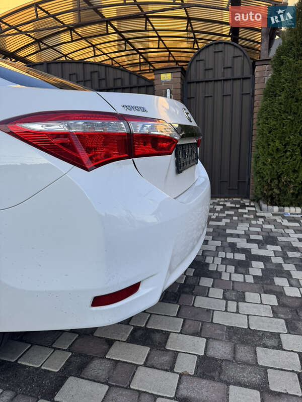 Седан Toyota Corolla 2016 в Киеве фото 8 Седан Toyota Corolla 2016 в Киеве