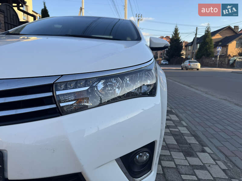 Седан Toyota Corolla 2016 в Киеве фото 12 Седан Toyota Corolla 2016 в Киеве