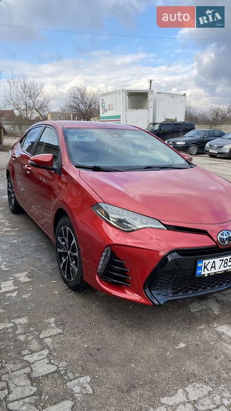 Седан Toyota Corolla 2017 в Борисполе