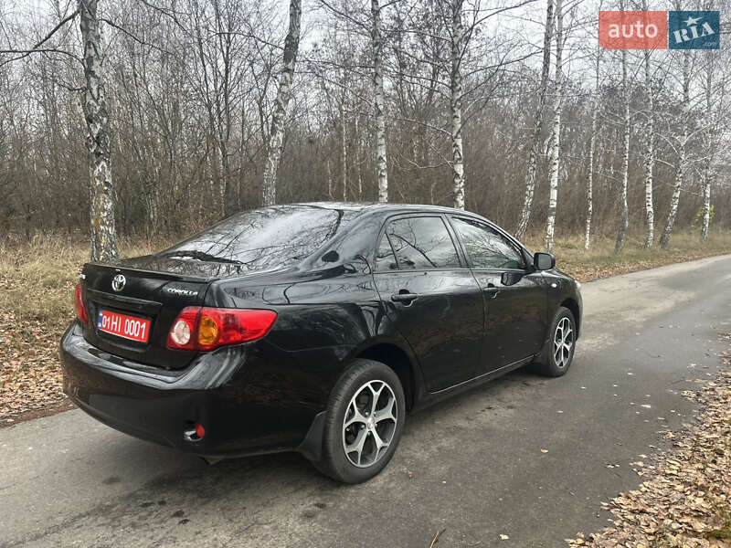 Седан Toyota Corolla 2007 в Лубнах