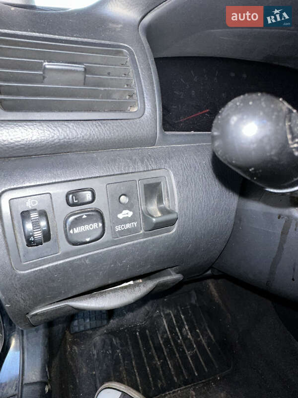 Седан Toyota Corolla 2005 в Києві