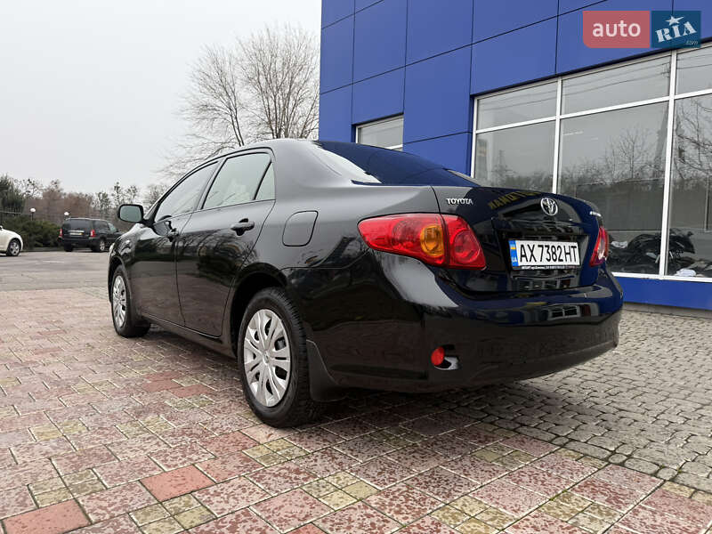 Седан Toyota Corolla 2008 в Харькове